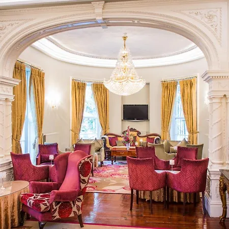 Hotel Cork's Vienna Woods Hotel&villas 4*