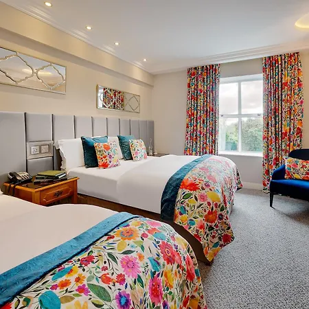 Cork's Vienna Woods Hotel&villas Hotel Cork