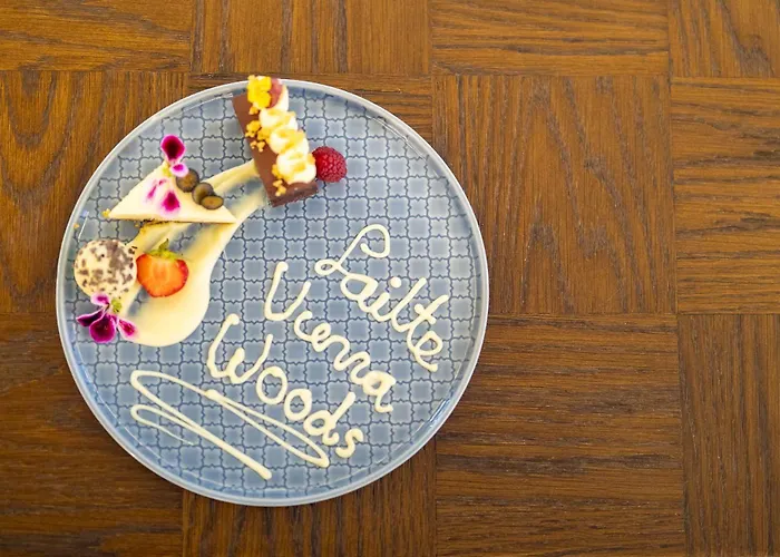酒店 Cork's Vienna Woods & 4*