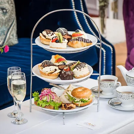 Szálloda Cork's Vienna Woods & Cork