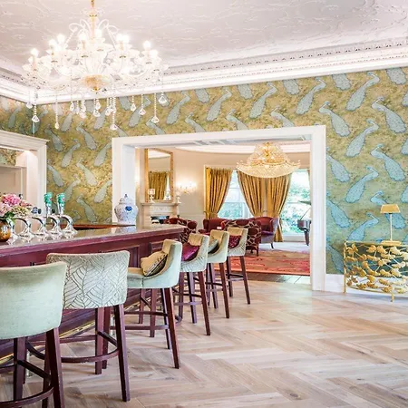 Cork's Vienna Woods & Hotel Cork