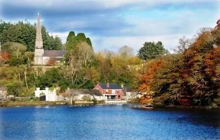 Cork's Vienna Woods & Hotel