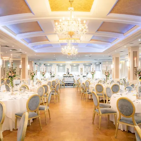 Cork's Vienna Woods & Hotel Cork