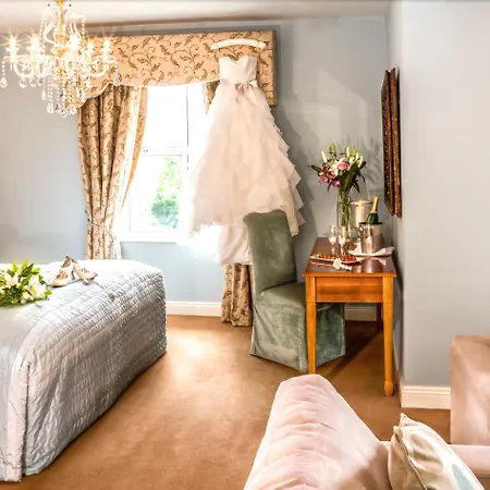 Hotel Cork's Vienna Woods & 4*