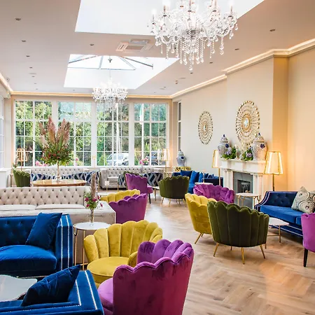 Cork's Vienna Woods & 4* Cork