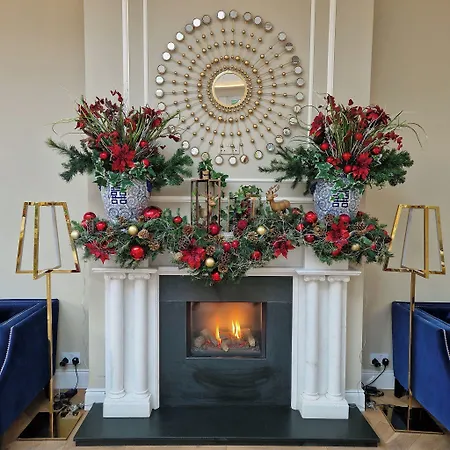 Cork's Vienna Woods & 4* Cork