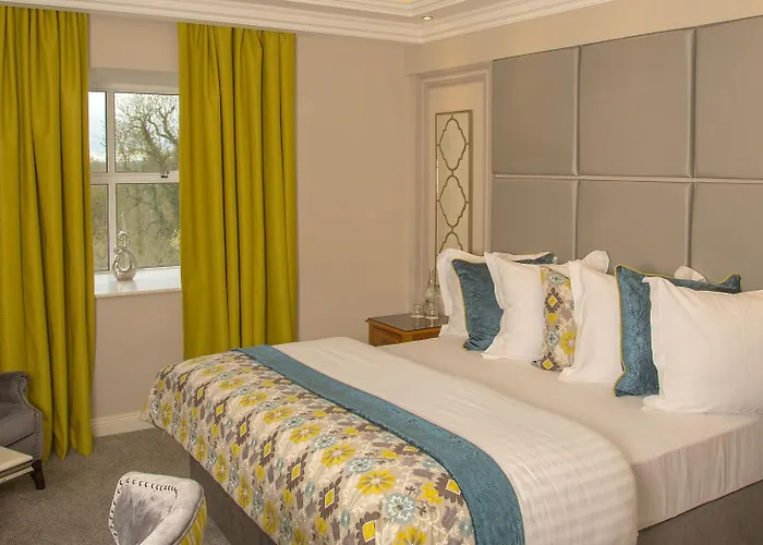 Cork's Vienna Woods & Hotel Cork