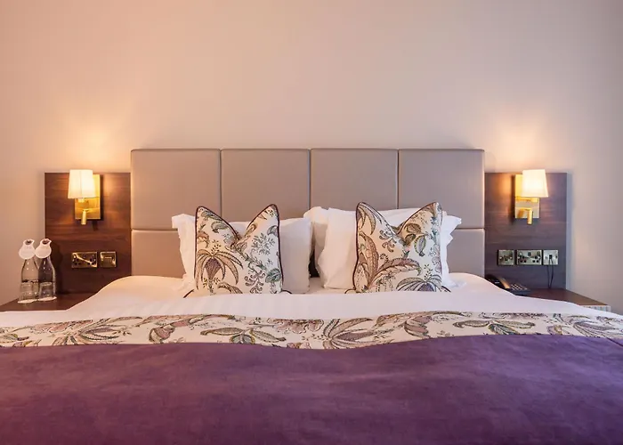 Cork's Vienna Woods & Hotel Cork