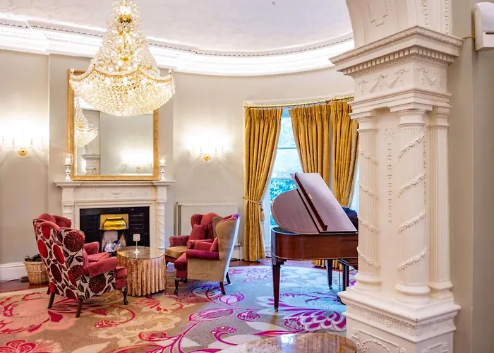 Cork's Vienna Woods & 4* Корк