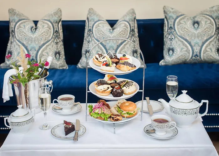 Cork's Vienna Woods & 4*