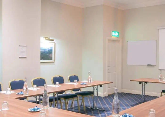 Hotel Cork's Vienna Woods & Cork